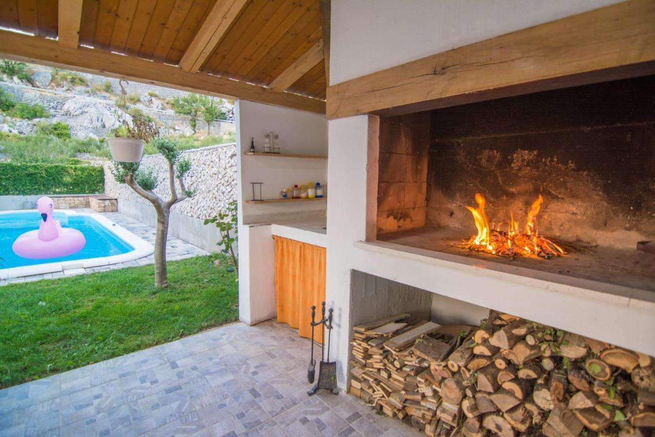 Apartmán Village With Heated Pool Maslina Kostanje